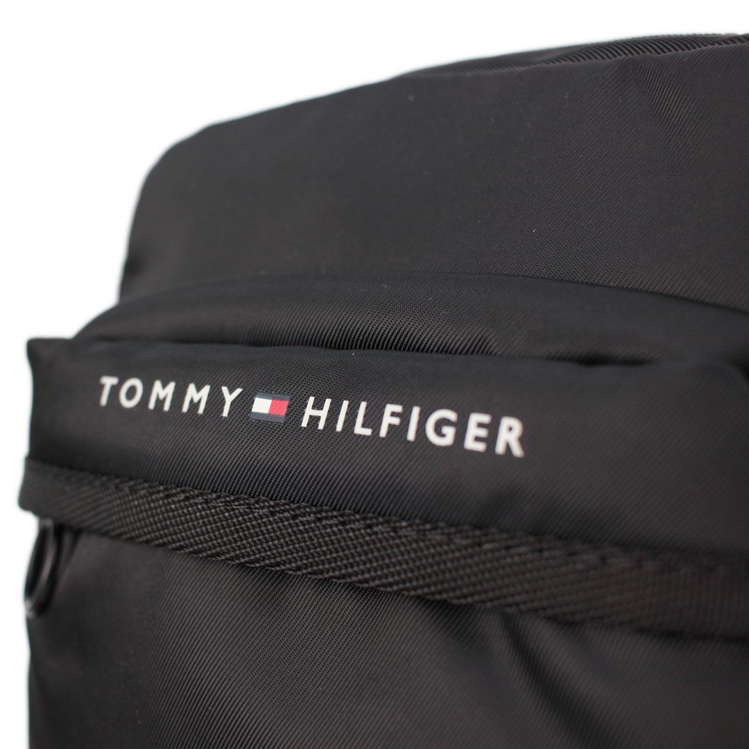 Tommy Hilfiger Tasche Bag Reportertasche schwarz AM0AM10914 BDS Black