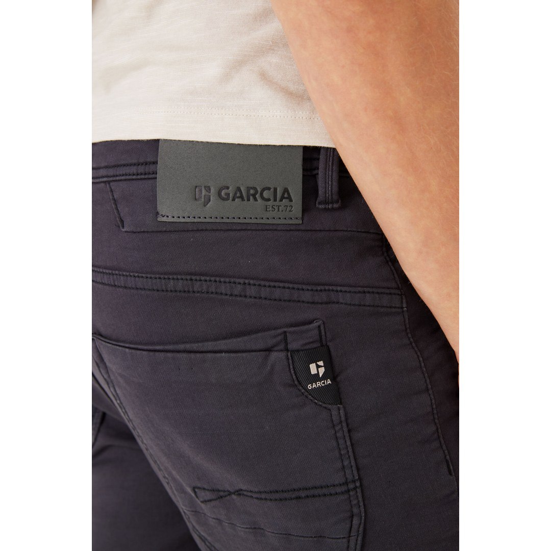 Garcia Herren Jeans Shorts Rocko Slim Fit schwarz 695 60 black